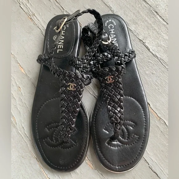Like New! Authentic Chanel Braided CC Logo Leather  Thong Sandals Size EU 37 - Picture 3 of 16